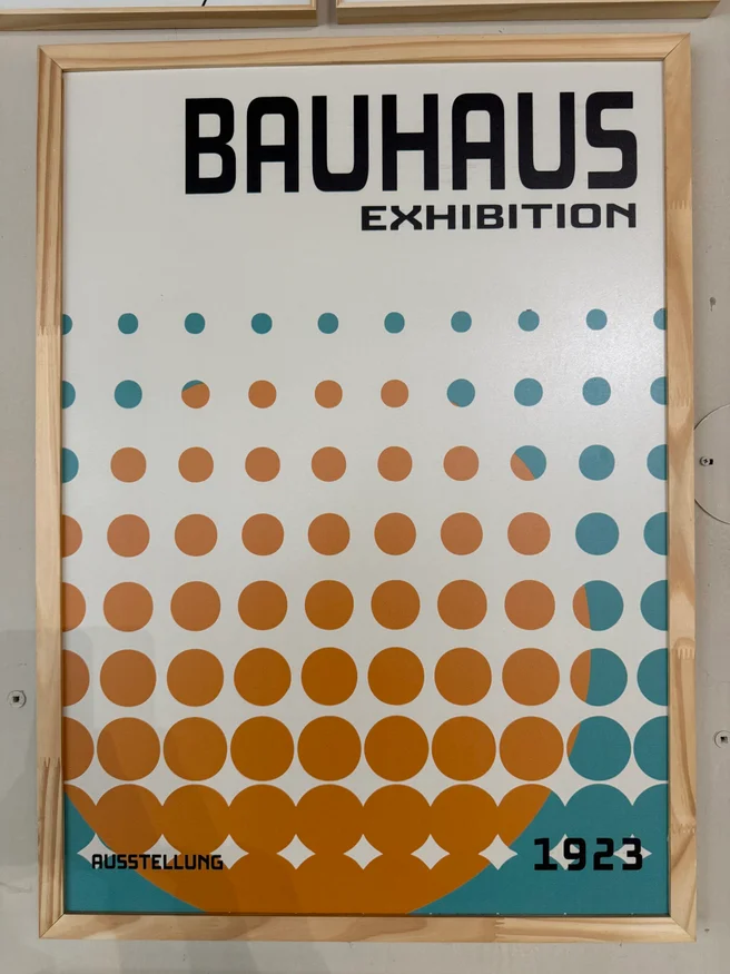 Cuadro Bauhaus Moldura Pinus 50 x 70 en Naranja / Celeste – Moldura Pinus - Decoración de pared, Uruguay | Berna home, vista 2