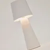 Lámpara de mesa Arenys - pequeña de metal con acabado pintado blanco en Blanco - Lámparas de mesa, Uruguay | Kavehome, vista 5 de 7