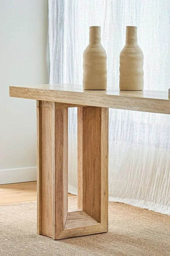 MESA DE ARRIMO / CONSOLA TRAVERTINO - 1.80 MTS en Madera natural - Bibliotecas, Uruguay | La Iberica, vista 2