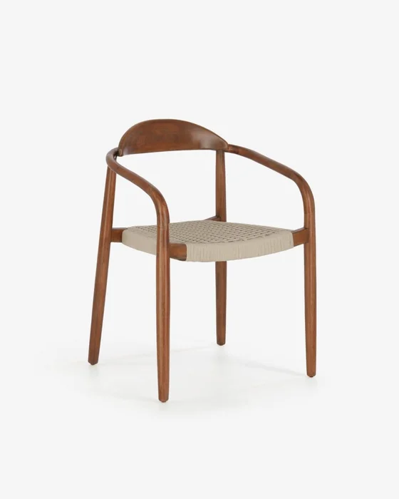 Silla Nina madera maciza eucalipto acabado nogal y cuerda beige en Marrón - Sillas, Uruguay | Kavehome
