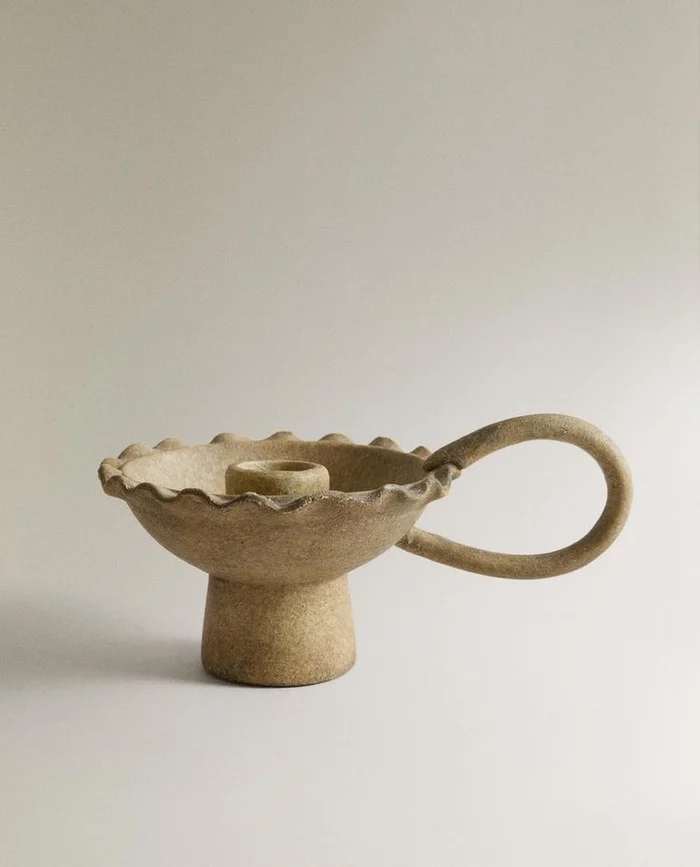 PORTAVELAS CERÁMICA ONDAS en Beige - Velas y Portavelas, Uruguay | Zara Home, vista 2
