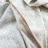 MANTA AUSTRIACA GREY AND NUDE - 2.00 X 1.40 MTS en Multicolor - Textiles, Uruguay | La Iberica, vista 3 de 4