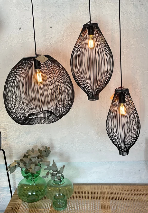 Lámpara KRONA B grande en Negro - Lámparas colgantes, Uruguay | Simple Deco, vista 2