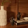 Set Tefare de 2 jarrones de terracota con acabado negro 18 cm / 18 cm en Negro - Jarrones, Uruguay | Kavehome, vista 3 de 6