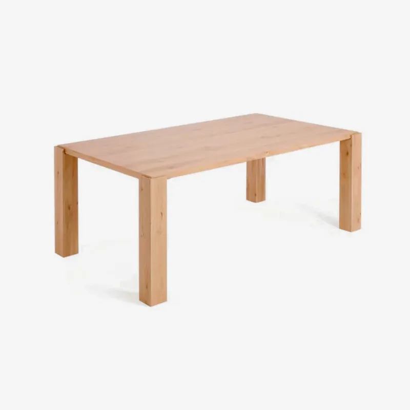 Mesa Deyanira de chapa de roble y patas de madera maciza de roble 200 x 100 cm en Madera natural - Mesas de comedor, Uruguay | Kavehome