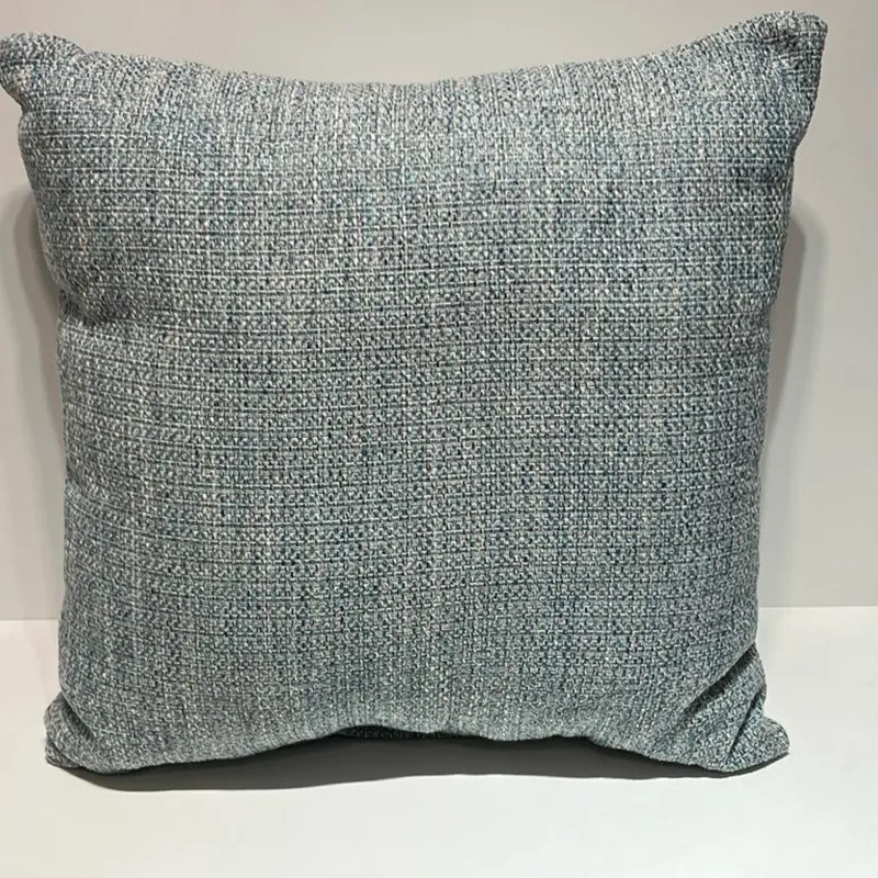 ALMOHADON 40X40 - TELA CELESTE CON BLANCO en Azul - Textiles, Uruguay | Champagne Home