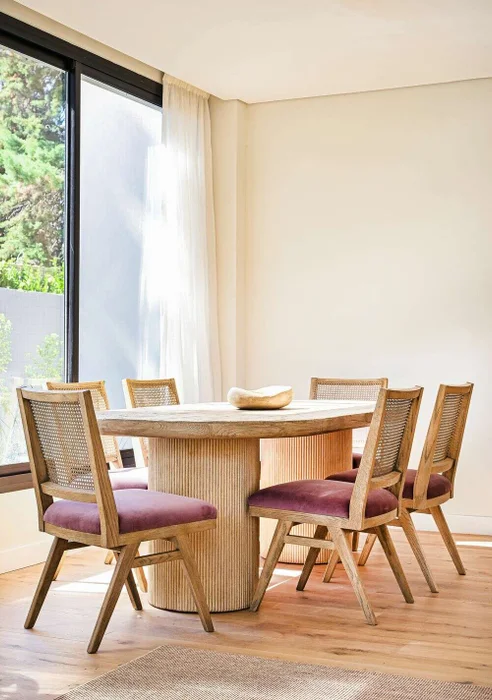 SILLA MODERNA CON ESTERILLA - TERCIOPELO UVA en Violeta - Sillas, Uruguay | La Iberica, vista 8