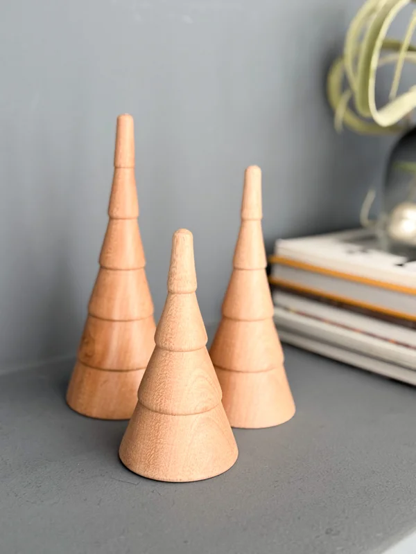 Set de pinitos torneados x 3 en Madera natural - Decoración, Uruguay | Dreams On Time, vista 8