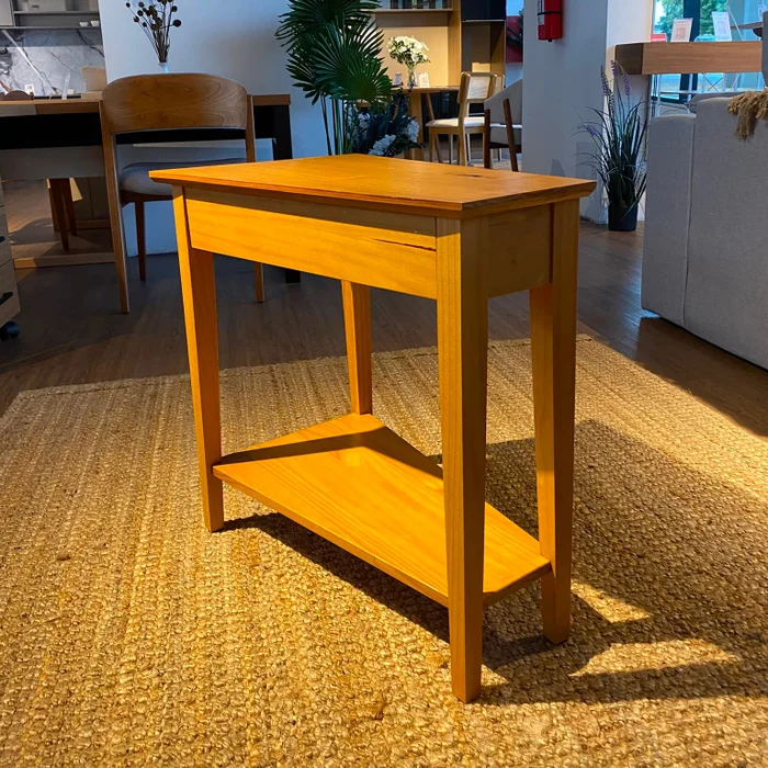 Mesa Lateral Miguel - Madera Maciza en Madera natural - Mesas de living, Uruguay | Balton, vista 3
