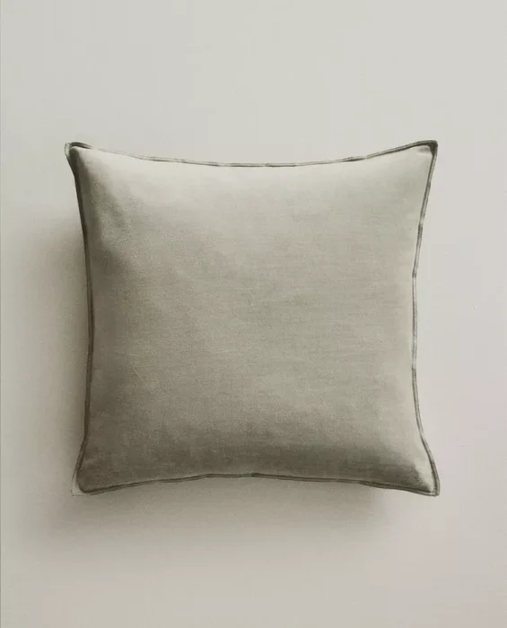 FUNDA COJÍN TERCIOPELO - Textiles, Uruguay | Zara Home